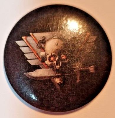 Warhammer 40k Games Workshop Kill Team Icon Full Colour on Black Pin Badge New