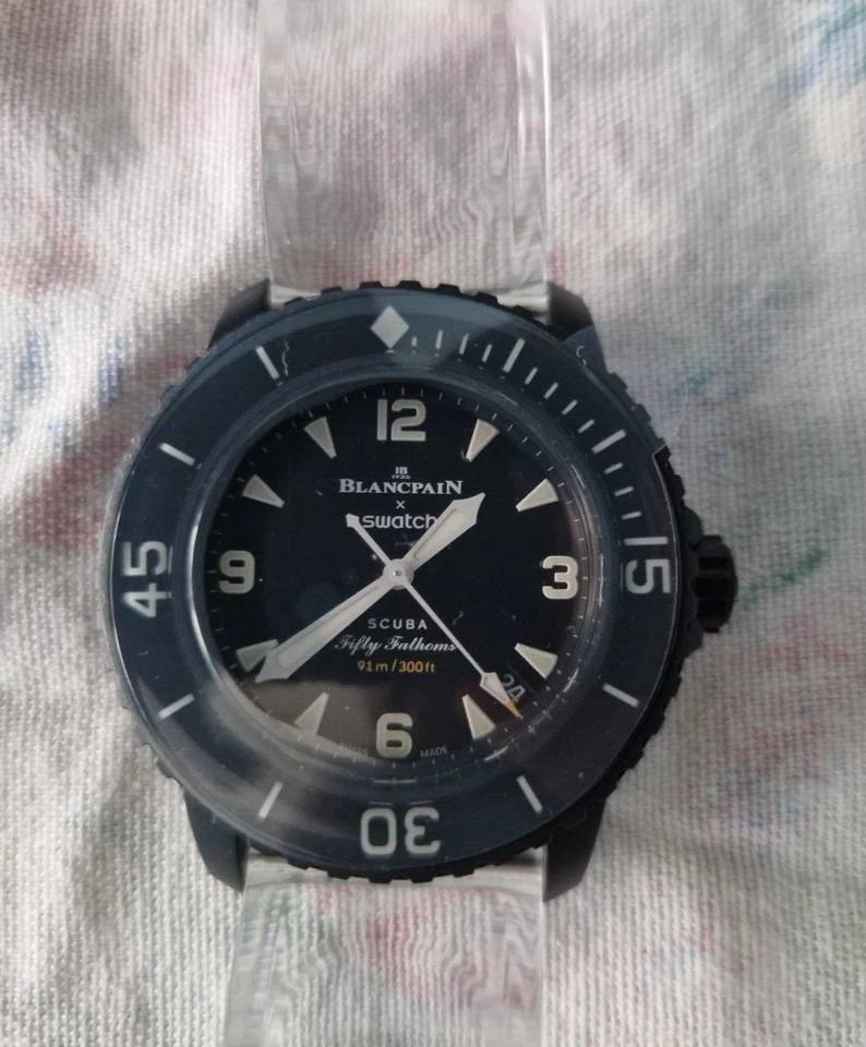 Swatch X Blancpain Fifty Fathoms “Ocean Of Storms” - Luna Nueva, Juego Completo Foto 2 de 4