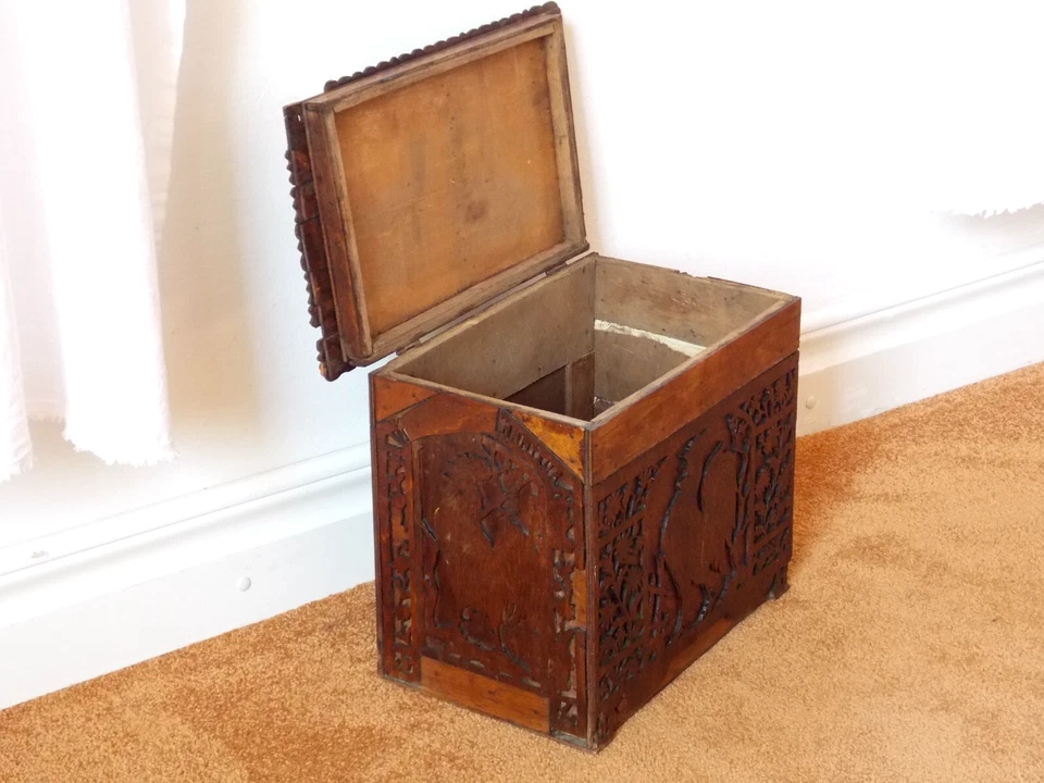 Holz Kiste antik Truhe Eier Hühner Kasten geschnitzt selten HBT 28x34x20 - Image 3 of 4