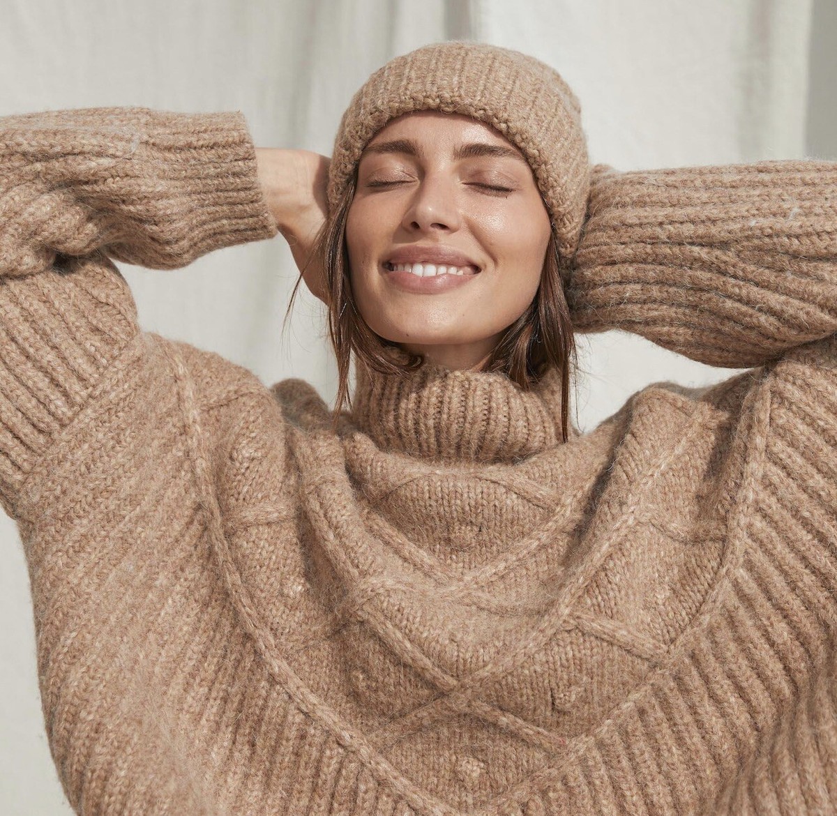 NWT Lunya Chunky Wool Beanie Color Stone Angora Beanie Hat - Oat – Namakan Goods main image 4