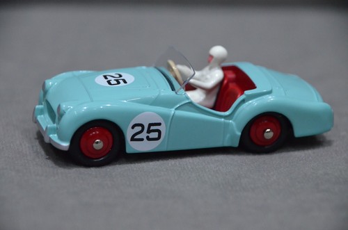 DeAgostini Atlas Dinky Toys 111 Triumph TR2 deportivo diecast modelo de coche caja 1:43 - Imagen 8 de 14