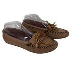 Minnetonka Womens Deerskin Kilty Taupe Leather Moccasins Slip On Shoes Size 8
