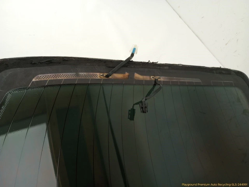 BMW 330xi E46 SEDAN Back Glass With Privacy Tint Fits 2001 2002 2003 2004 2005 Foto 4 de 4