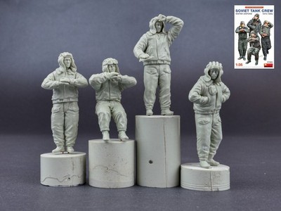 Miniart SOVIET TANK CREW 1970-80s KIT 1:35