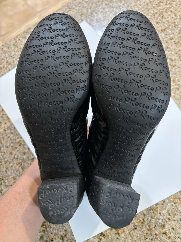 Zapatos para mujer Rocco P. talla 40 5 charol negro hechos en Italia usados de colección Foto 4 de 4