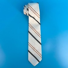 70s white wide tie Wemlon by Wembley 1970s vintage