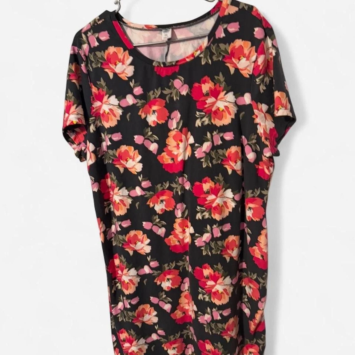 t shirt dresses at old navy Vintage Crew-Neck Mini T-Shirt Dress knit crew neck short sleeves relaxed fit hits above knee models are approx Old Navy Women's Vintage Crew-Neck
