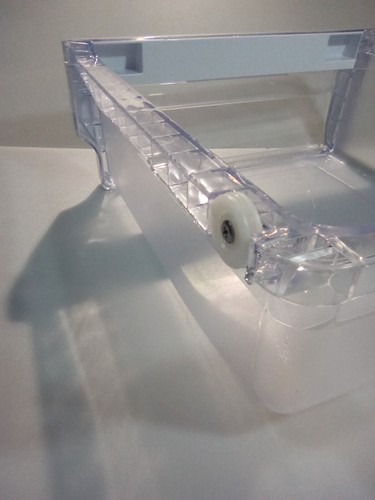 Samsung refrigerator, Left drawer,# Rf28jbedbsg, clear, white, - Picture 6 of 12