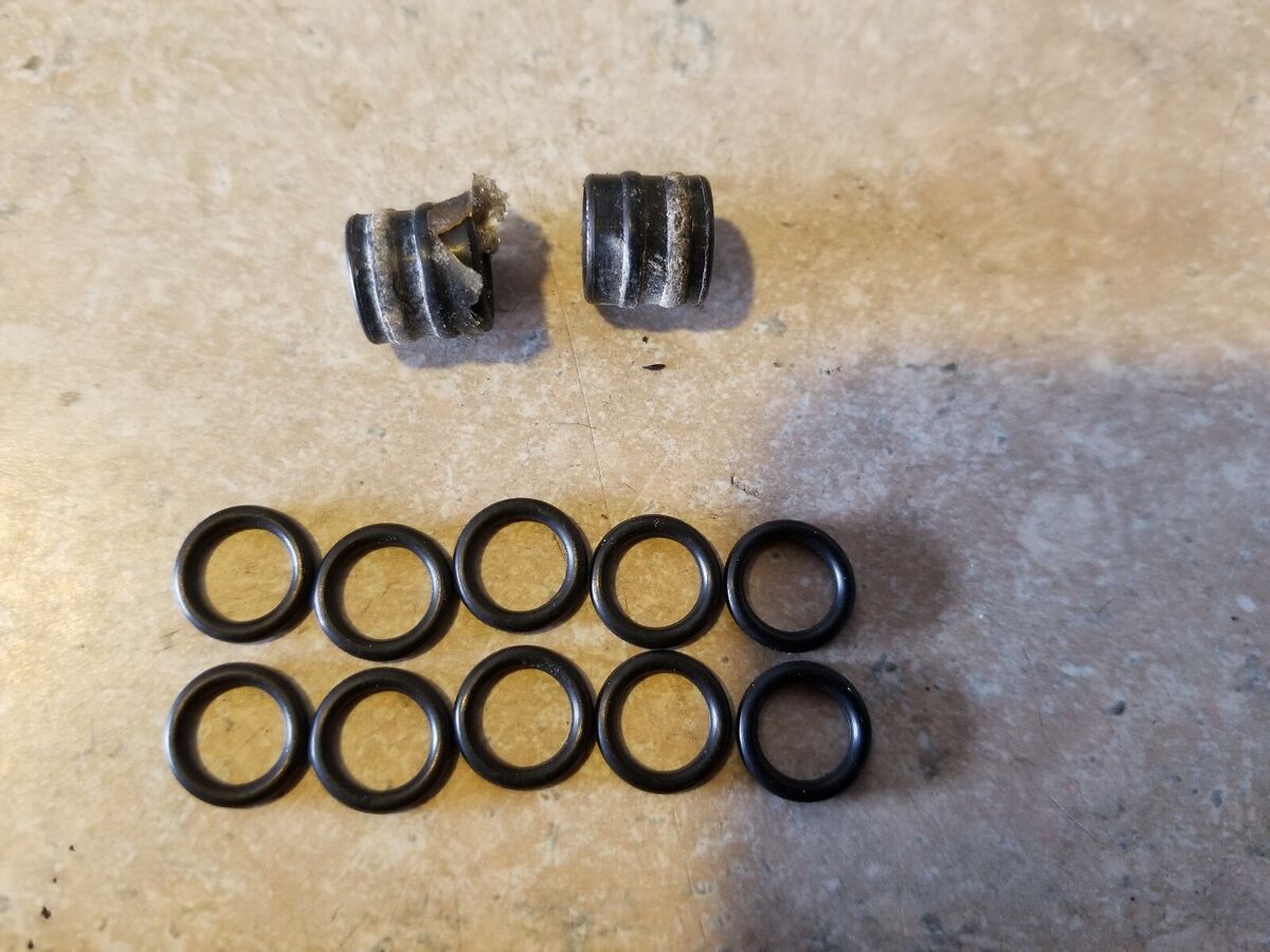 Mikuni BST Carburetor Fuel Crossover Seals Inlet Nipple | O Mikuni BST Carburetor Fuel Crossover Seals Inlet Nipple | O