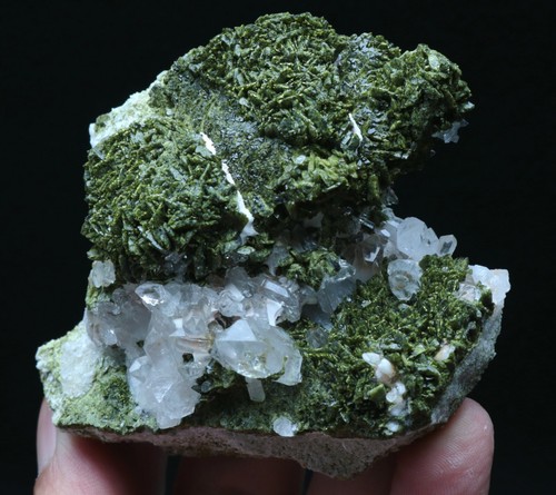 173g Rare NATURAL Beautiful Epidote Crystal Cluster original Specimen - Picture 8 of 10
