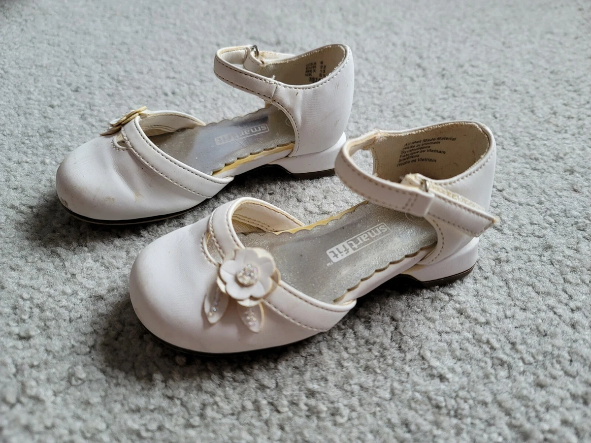 Smart fit white shoes sale