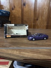 Maisto Aston Martin DB7 Vintage 1:18 Diecast Model Car Purple With BOX Motorized