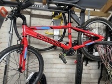 Schwinn Campus Kids Bike 20 Inch Wheels 7 Speed Kids Bicycle