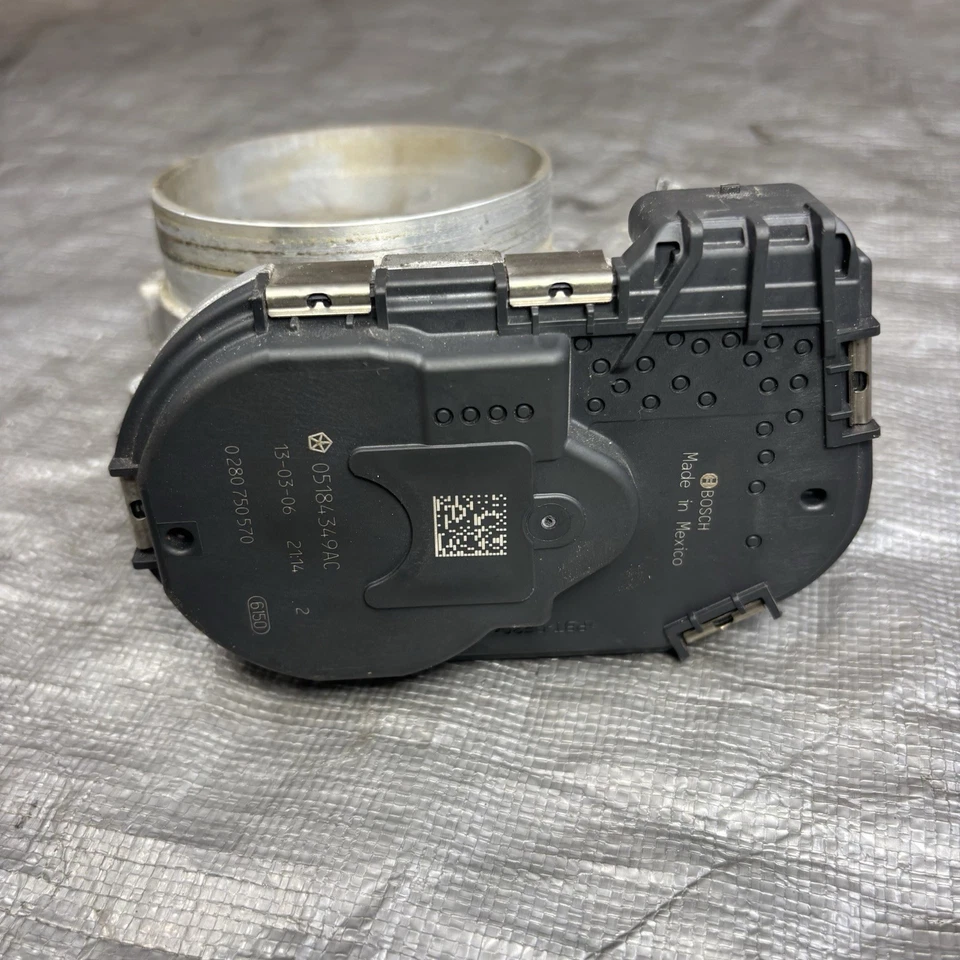 2011-2018 Dodge Grand Caravan 3.6L conjunto de corpo do acelerador 05184349AC FABRICANTE DE EQUIPAMENTO ORIGINAL - Imagem 3 de 4