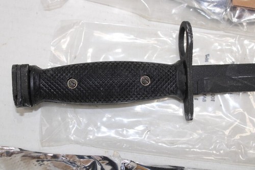 US Military Issue Vietnam Era IMPERIAL M7 Rifle Knife New Old Stock NOS - Picture 4 of 14