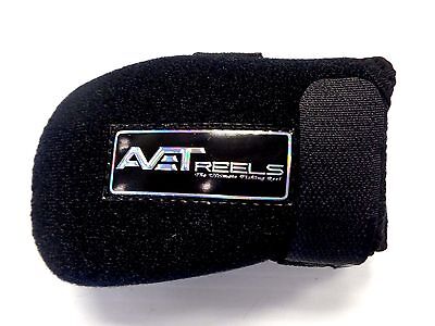 Avet Padded Reel Cover - LARGE Size - fits all Avet JX, LX and HX Reels -  NEW 