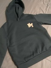 KIDS HOODIES  SWEAT SHIRT 2 OF EACH SIZE 8Y GREEN  OTHER COLORS SEE PHOTOS