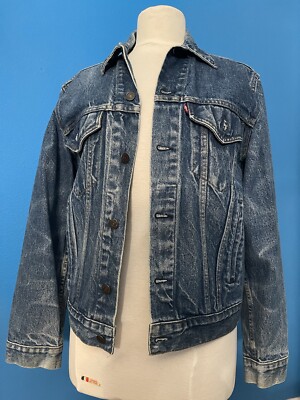 Vintage Levi's 70506-0216 Red Tab Denim Jacket Size 38 Made In USA