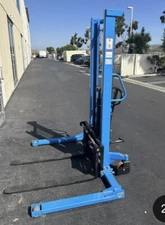 EOS 2,200 Pound H10J Heavy Duty Steel Straddle Fork Stacker