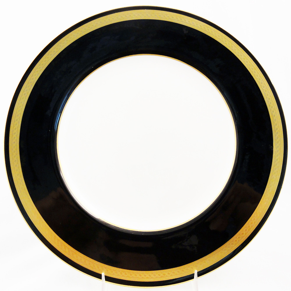 WESTCHESTER by Royal Worcester 2-5 Piece Place Setting NEW WESTCHESTER by Royal Worcester 2-5 Piece Place Setting NEW