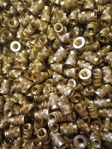 250x M6 M6-1.0 Brass Threaded Heat Set Inserts for Plastic 3D Printing Metal - Afbeelding 1 van 2