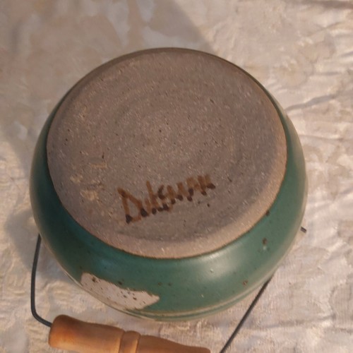 Stoneware Bail handle bowl signed small, miniature, green, tan and grey - Picture 10 of 10