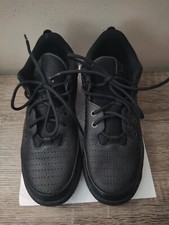 Big Kids - 6Y Black Jordan Max Aura 5 Good Condition