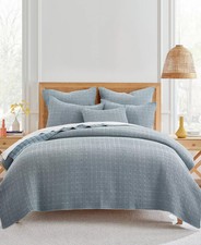 Levtex Home Mills Waffle Textured 3-Piece Quilt Set, King/California King - Blue