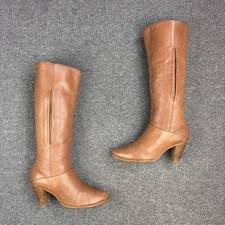 Vintage Frye Tall Campus Boots Cognac Brown Leather Heeled Women s 8 USA Boho