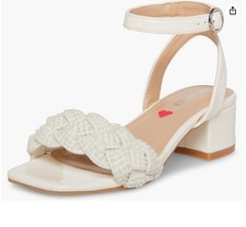 Steve Madden Girls' J-Oppal Pearl Embellished Dress Shoes Youth 4- TOO CUTE