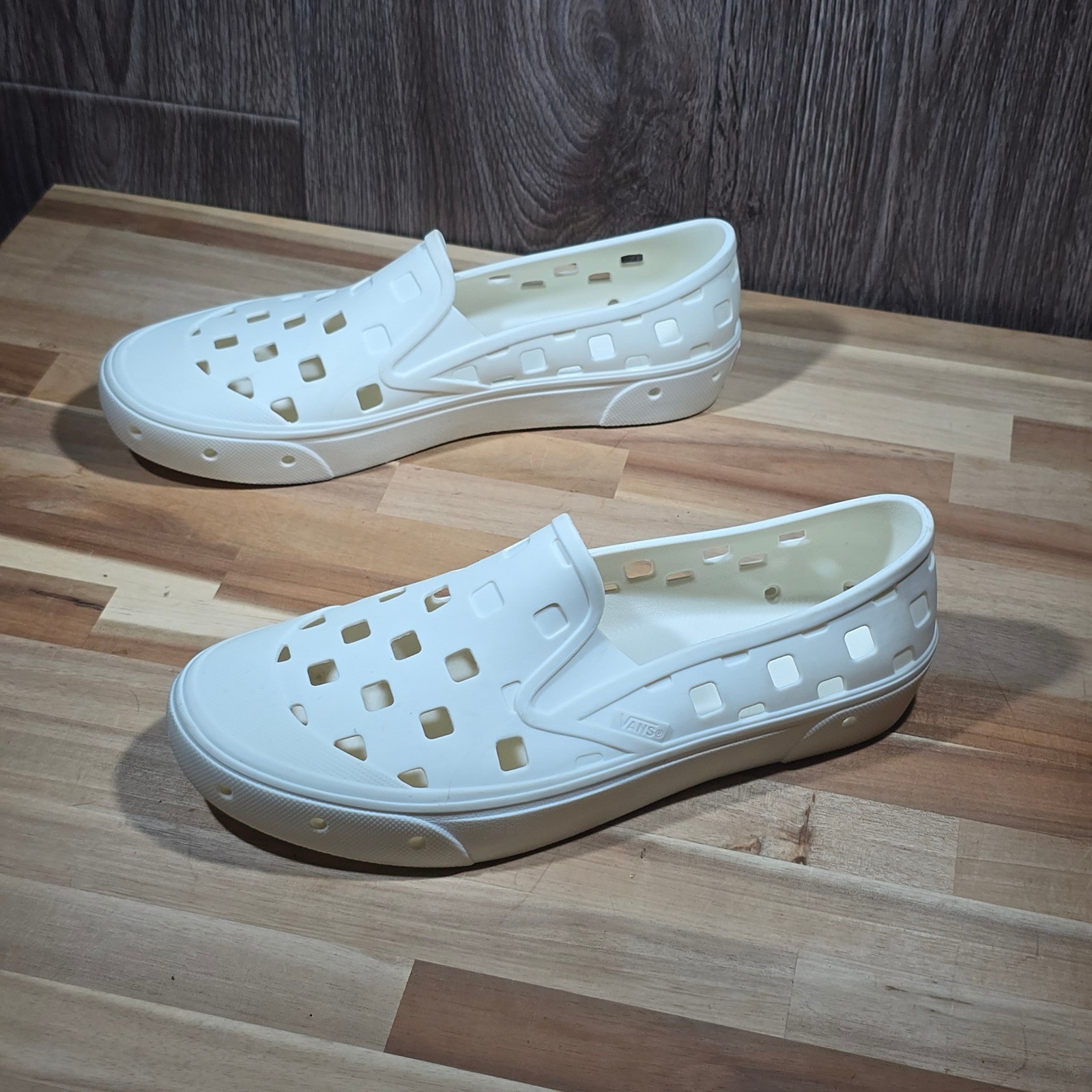Vans Slip-On TRK Marshmallow White Water Shoes Men's 9 / Women's 10.5