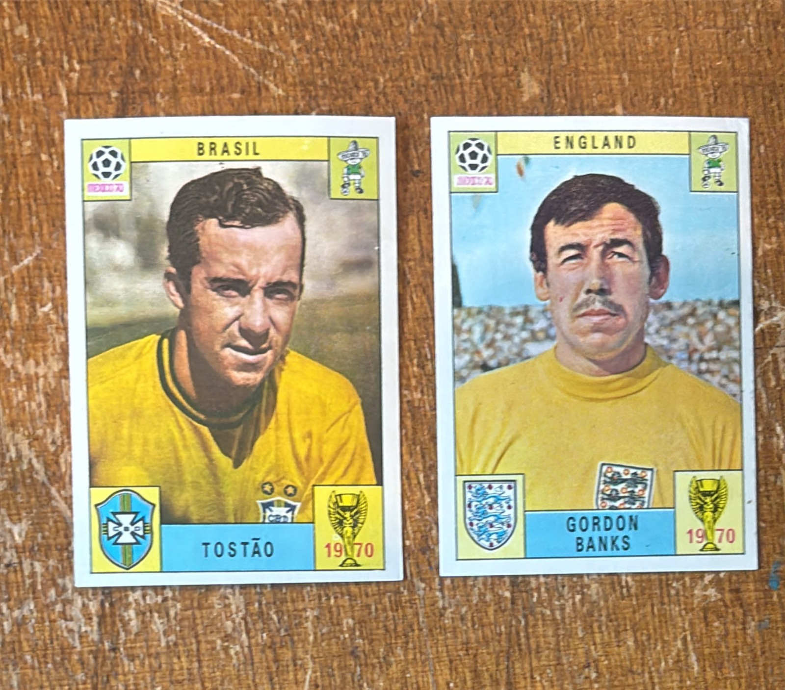 INSERZIONE DEDICATA "herbertslarr-0" 2 Figurine calciatori Panini Mexico70