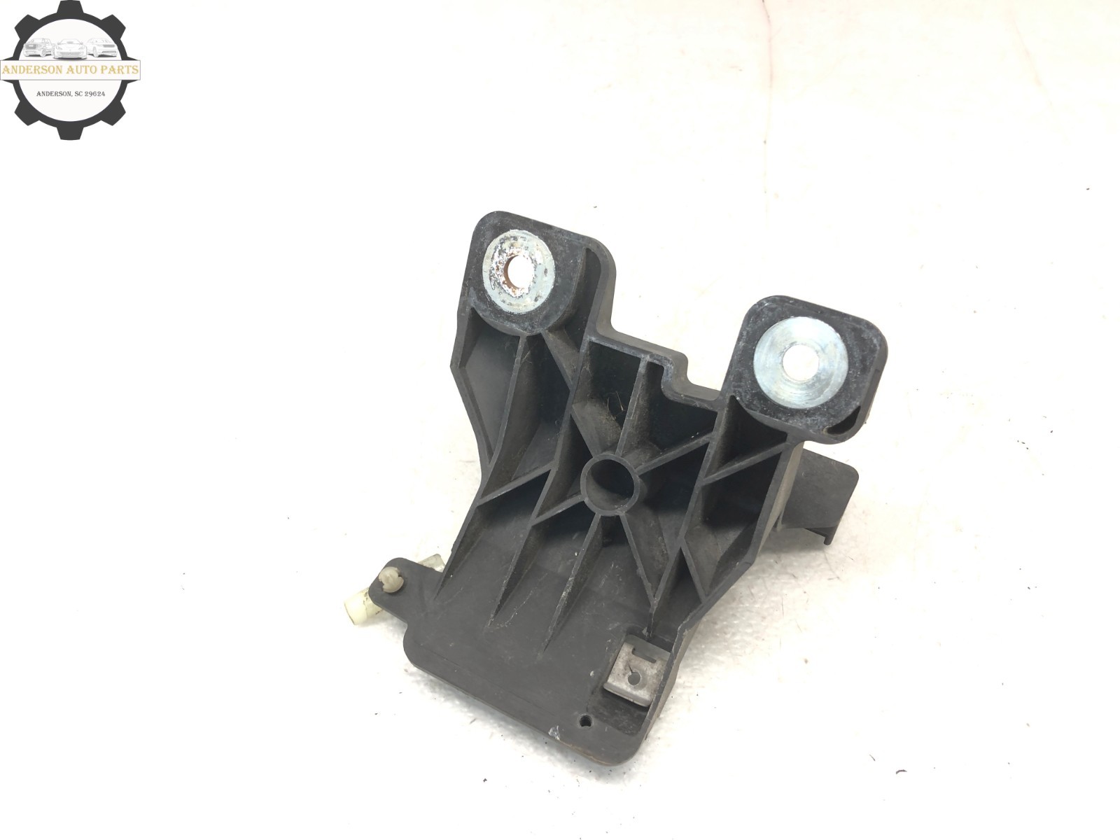 2013-2016 RANGE ROVER L405 LEFT DRIVER BLIND SPOT RADAR SENSOR MOUNT BRACKET