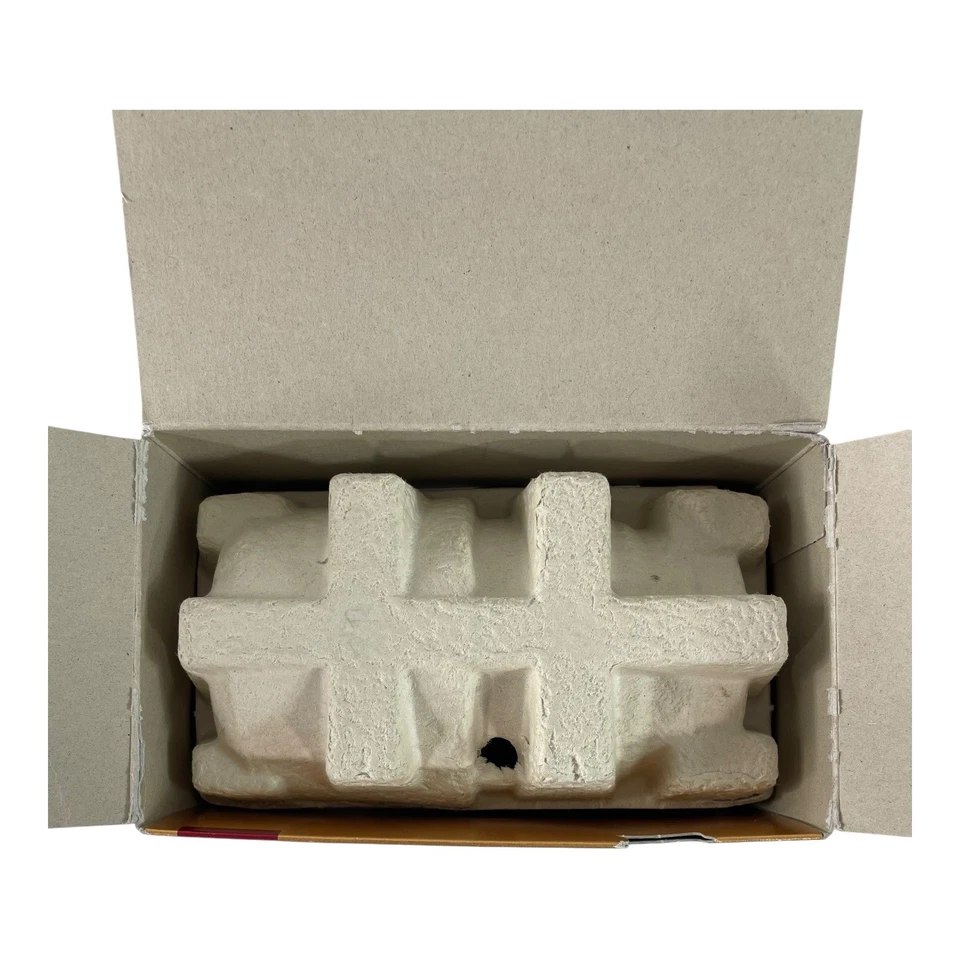 SIGMA 70-300mm F4-5.6 DL Macro Super For Nikon AF - Image 3 of 4