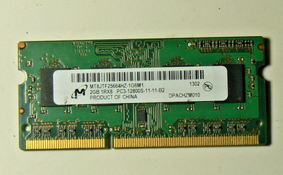 Micron 1Rx8 2GB (1x2GB) DDR3 1600MHz MT8JTF25664HZ-1G6M1 SODIMM Laptop Arbeit...