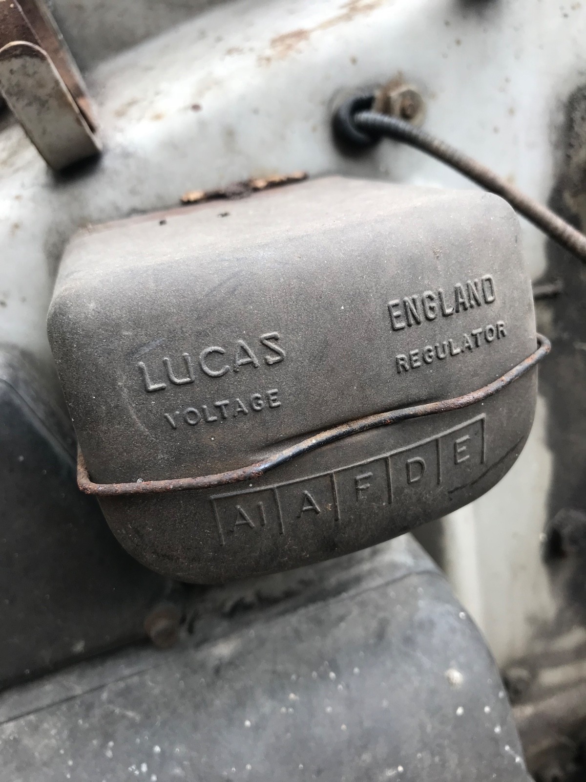 BENTLEY 'SPECIAL' BUILDER? VOLTAGE REGULATOR. HUGE 1946-65 ROLLS ROYCE INVENTORY