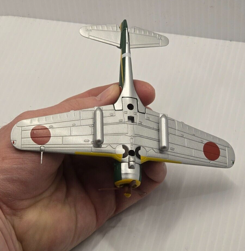 Oxford Diecast 1/72 scale Nakajima Ki-43 Hyabusa (a/k/a Oscar) - Picture 4 of 9