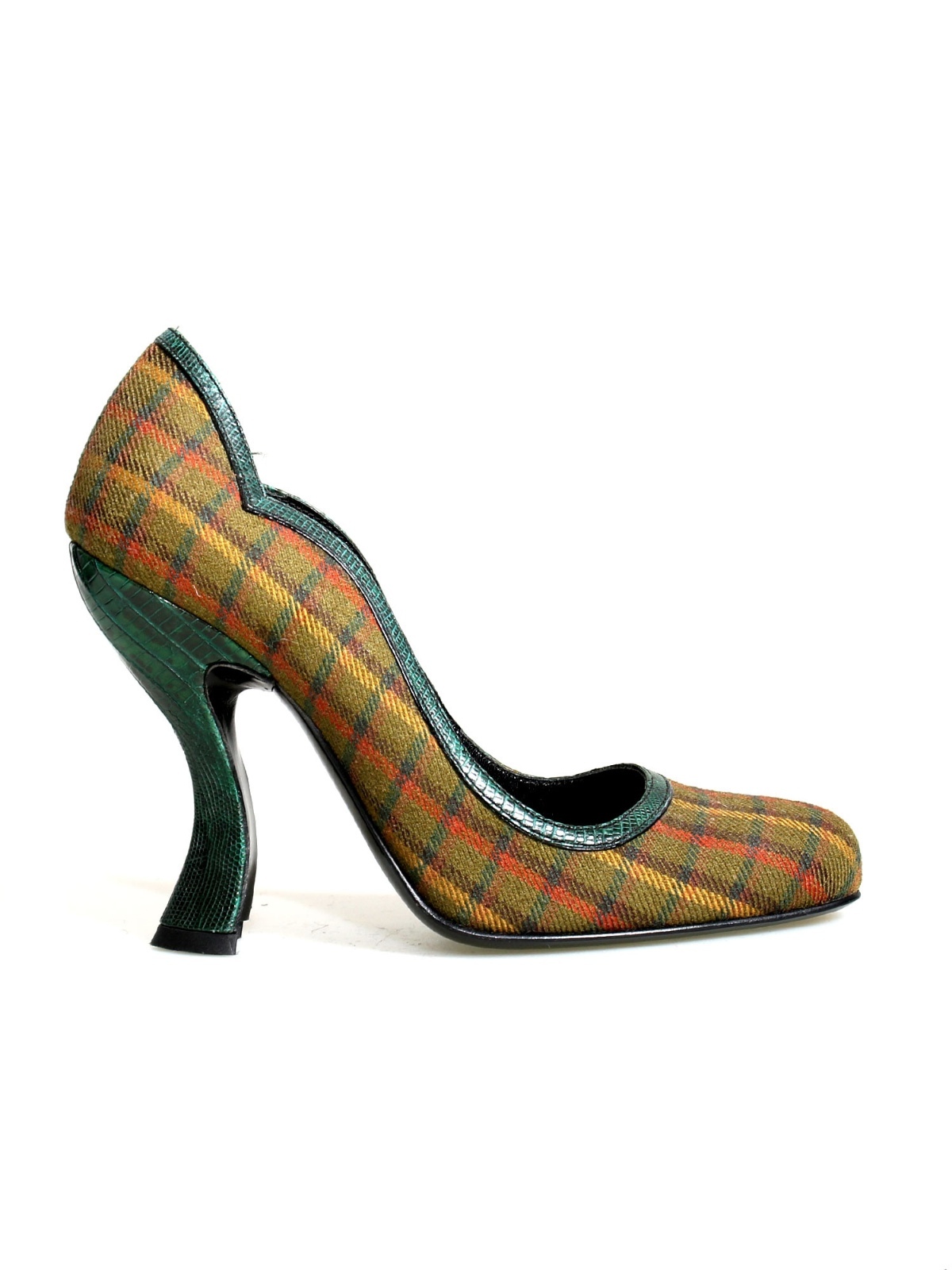 prada round toe pump