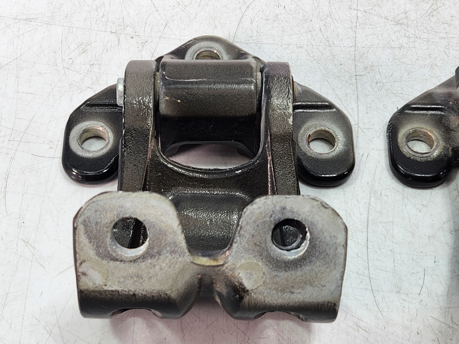 ✅ 11-16 OEM Ferrari FF Front Right Passenger Door Hinge Upper Lower Black SET