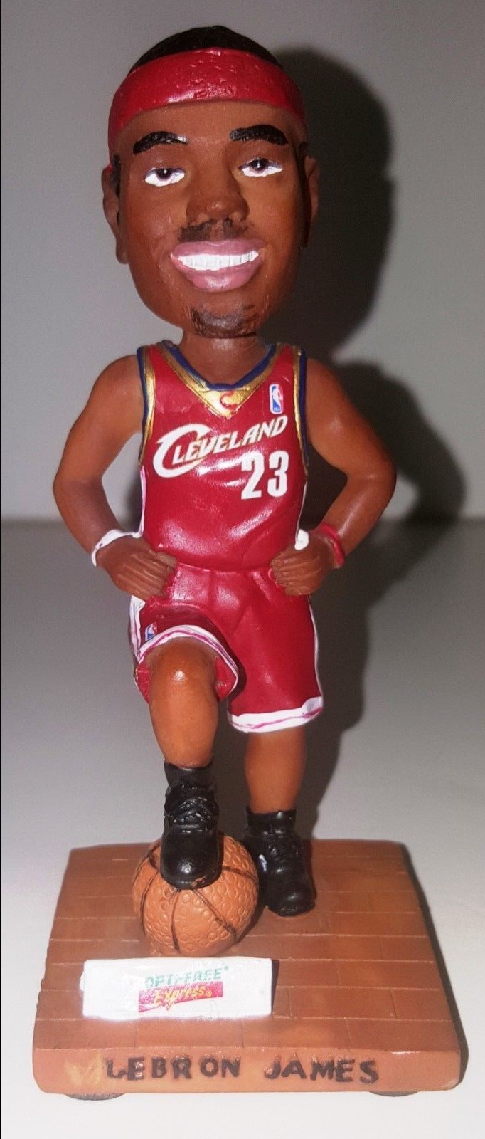 VINTAGE LeBron James #23 4" Mini-Bobblehead 3/29/05 Cleveland Cavaliers NBA Mint