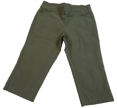 Signature Slimming By Christopher Banks Women's Sz Green Pants Capri 