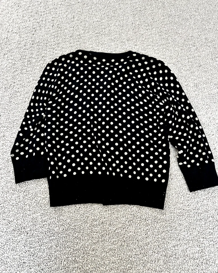 Suéter Spense Knits para mujer talla grande negro con botones mangas 3/4 lunares Foto 2 de 4