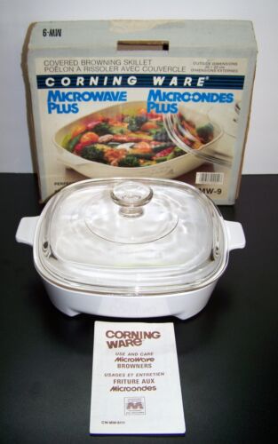 NEW Corning Ware MW-9 Microwave Plus Casserole Covered Browning Skillet w/Lid - Zdjęcie 1 z 9