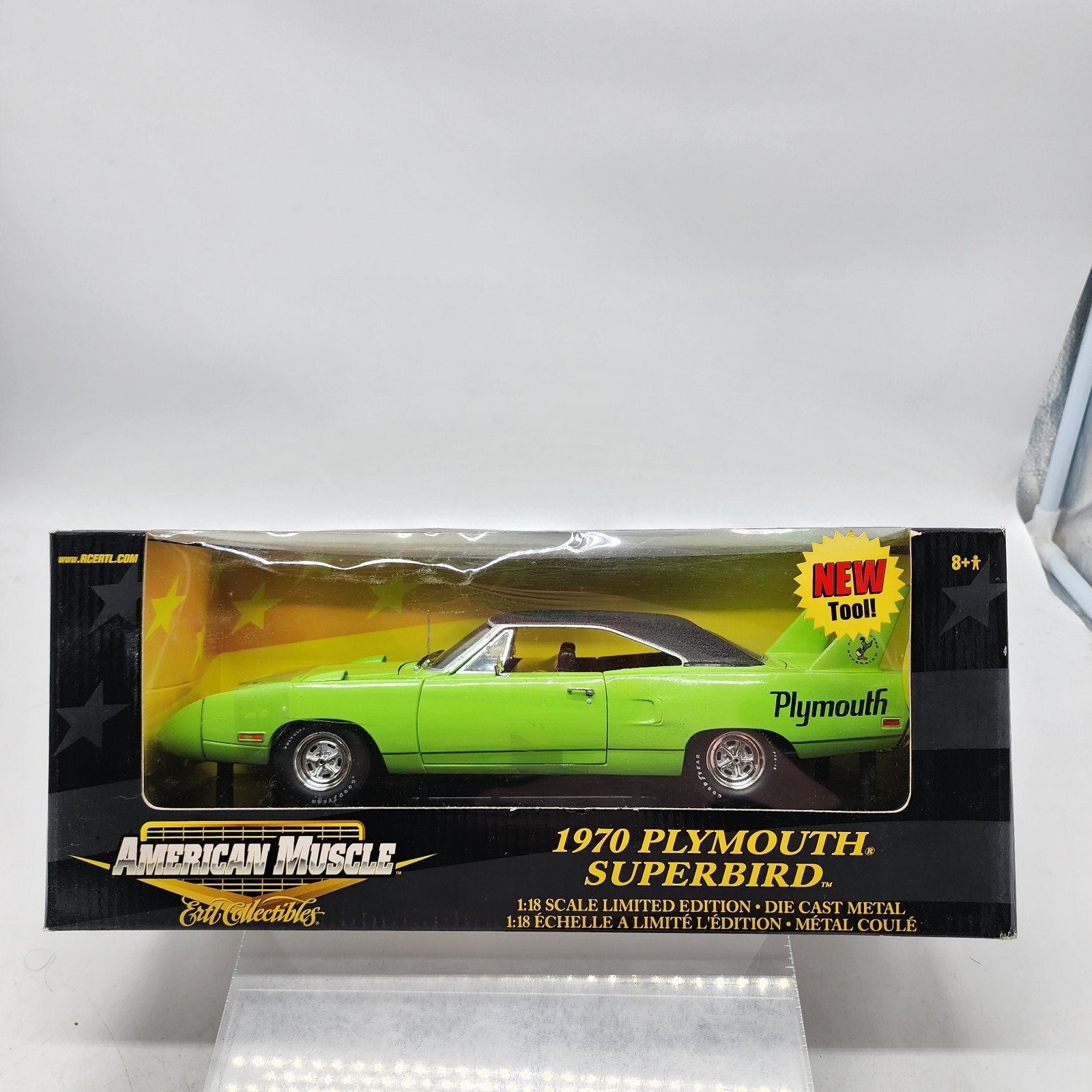 32X American Muscle 1/18 1970 Plymouth Superbird Green Diecast Sealed New