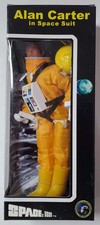 Space 1999 Mego Alan Carter in Spacesuit with extra figure