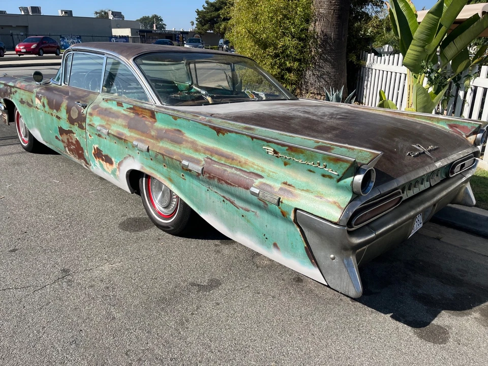 1959 Pontiac Bonneville Panoramic coupe like impala - Image 2 of 4