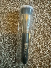  Belle Beauty by Kim Gravel "FOUNDATION BRUSH NO #1" - Awesome Brush- Brand New!
