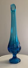 Vintage 15” MCM LE Smith Glass Blue Swung Vase 6 Petal
