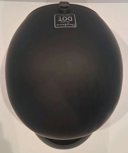 Daytona Helmets Motorcycle Helmet – Matte Black SizeL. Read Descriptions  - Picture 6 of 11