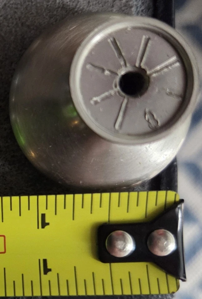 Cuatro perillas anilladas de níquel cepillado Berenson Hardware estilo tradicional zinc (42) Foto 3 de 4